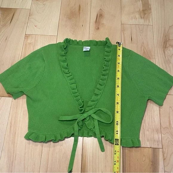 Green Ruffled Knit Top - Picture 5 of 6